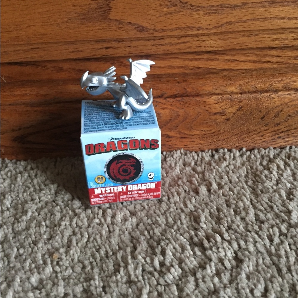 How to train your dragon figure stormfly silver